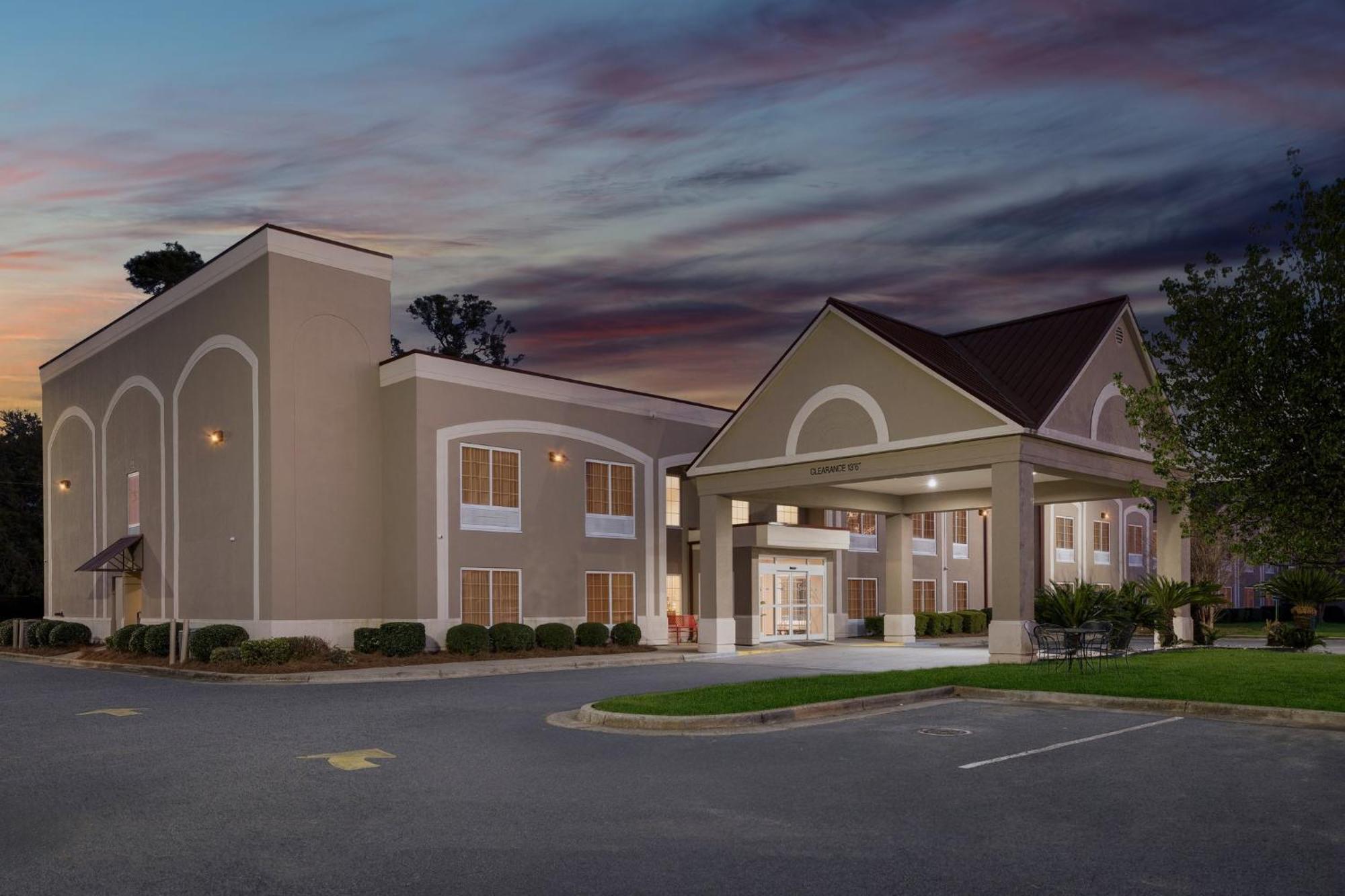 Red Roof Inn & Suites Albany, Ga Exteriér fotografie
